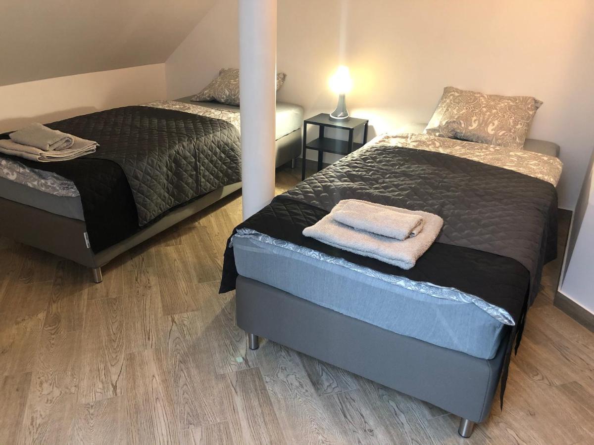 ורשה Villa 37B Bed And Breakfast מראה חיצוני תמונה